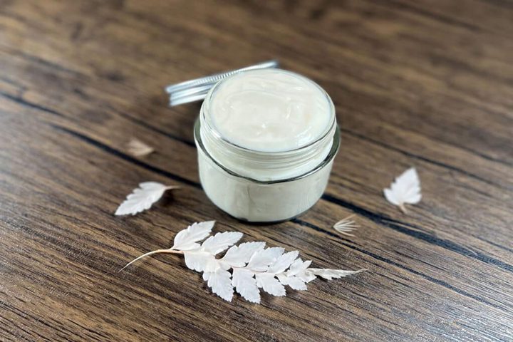 کرم برای درمان ماه گرفتگی